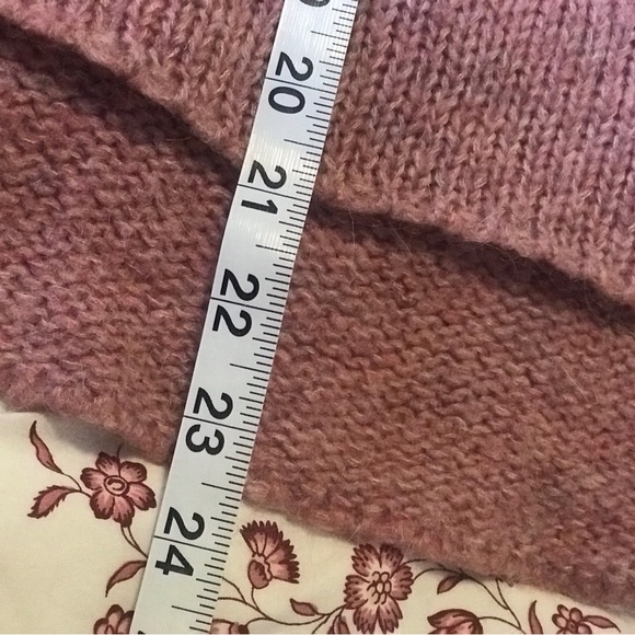 Cotton County Soft Pink Sweater - Size Medium - Picture 9 of 10